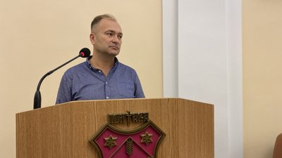 Ексзаступник Полтавського міського голови Володимир Чередниченко хоче поновитися на посаді