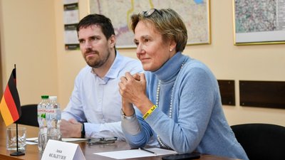 Поставки техніки для підсилення рубежів на півночі Житомирщини обговорили з пані Послом Німеччини в Україні Поставки техніки для підсилення рубежів на півночі Житомирщини обговорили з пані Послом Німеччини в Україні