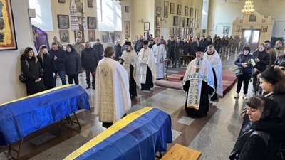 У Полтаві попрощались з молодшим сержантом Павлом Гриценком та солдатом Павлом Єремичем