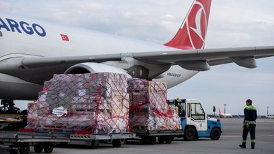 Україна отримала від США майже 190 тисяч доз вакцини Pfizer Україна отримала від США майже 190 тисяч доз вакцини Pfizer