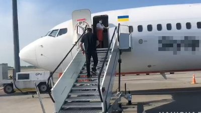 "Кримінального авторитета" із санкційного списку РНБО депортували з України