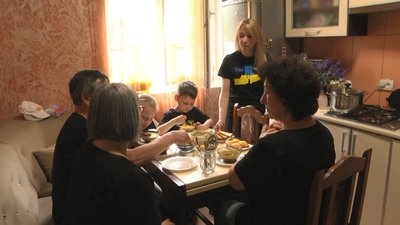 Лучанка за три місяці у власному домі прихистила майже 30 переселенців