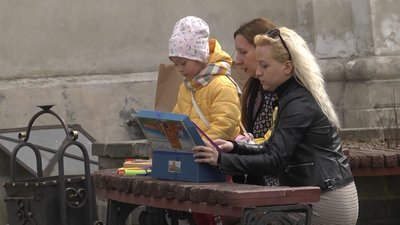 "Казки з Луцька": волинська письменниця створює хендмейд твори для дітей "Казки з Луцька": волинська письменниця створює хендмейд твори для дітей
