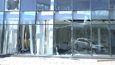 Вночі російські війська обстріляли Миколаїв та околиці: по місту випустили 12 ракет Вночі російські війська обстріляли Миколаїв та околиці: по місту випустили 12 ракет
