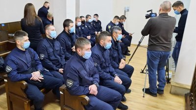 У Тернополі пікет біля суду: розглядали справу 6 патрульних У Тернополі пікет біля суду: розглядали справу 6 патрульних