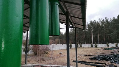 Місяць після пожежі у храмі в Бірках на Кіровоградщині. Де нині збираються парафіяни Місяць після пожежі у храмі в Бірках на Кіровоградщині. Де нині збираються парафіяни