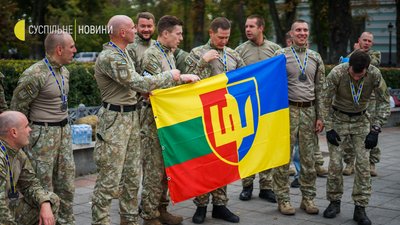 У Києві відбувся перший в Європі військовий забіг Military Run UA. Фоторепортаж У Києві відбувся перший в Європі військовий забіг Military Run UA. Фоторепортаж