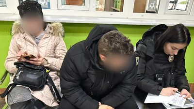 Підробив права у Вінниці