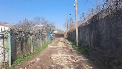 У Житомирі викинули на дорогу будівельне сміття — муніципальні інспектори встановлюють причетних У Житомирі викинули на дорогу будівельне сміття — муніципальні інспектори встановлюють причетних