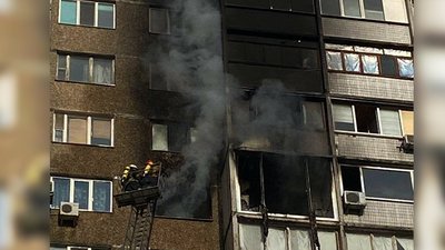У київській багатоповерхівці сталася пожежа