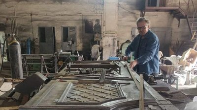 В Архикатедральму соборі УГКЦ в Тернополі встановлюють відреставровані двері
