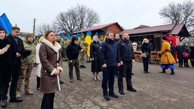 День Соборності України: на межі Тернопільщини відбулась зустріч трьох областей День Соборності України: на межі Тернопільщини відбулась зустріч трьох областей