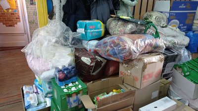 Сумчанин привіз гуманітарну допомогу для мешканців Добровільної Сумчанин привіз гуманітарну допомогу для мешканців Добровільної