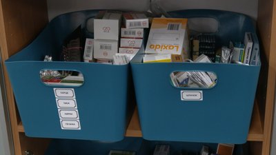 "Волонтерська пошта" у Хмельницькому: як працює та що передають "Волонтерська пошта" у Хмельницькому: як працює та що передають