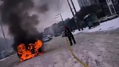 У Хмельницькому горів позашляховик Suzuki Vitara