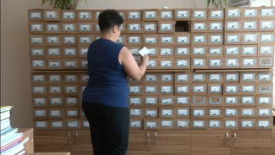 "Подаруй бібліотеці книгу українського автора": бібліотека поповнює фонди замість списаної російської літератури "Подаруй бібліотеці книгу українського автора": бібліотека поповнює фонди замість списаної російської літератури