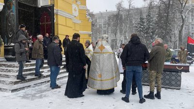 У Києві попрощалися з журналістом та ексречником "Правого сектору" Артемом Скоропадським