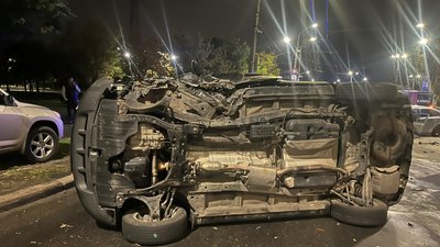 Перекинута автівка внаслідок ДТП