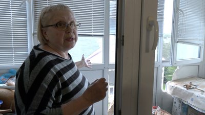У Луцьку ліквідовують наслідки негоди: що і де поламав вітер У Луцьку ліквідовують наслідки негоди: що і де поламав вітер