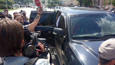 Справа Гандзюк: Мангера привезли до суду, але він звідти поїхав Справа Гандзюк: Мангера привезли до суду, але він звідти поїхав