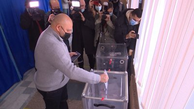 Як голосували кандидати у мери Харкова Як голосували кандидати у мери Харкова