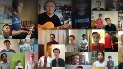 Хорова капела "Дударик" привітала матерів музичними творами