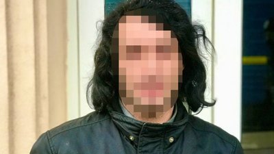 Уникав покарання: у Вінниці знайшли чоловіка, що девʼять років перебував у розшуку Уникав покарання: у Вінниці знайшли чоловіка, що девʼять років перебував у розшуку