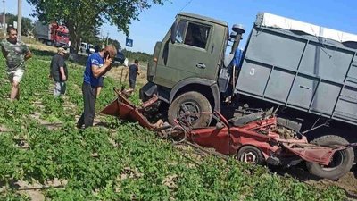 На Херсонщині сталась друга смертельна ДТП за добу На Херсонщині сталась друга смертельна ДТП за добу