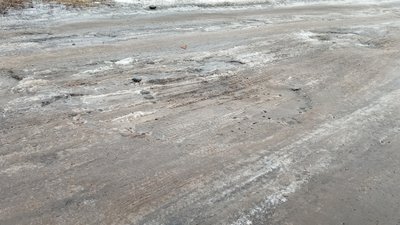 "Тут взагалі немає дороги": жителі вулиці Клінкерна, що у Полтаві, просять відремонтувати шлях "Тут взагалі немає дороги": жителі вулиці Клінкерна, що у Полтаві, просять відремонтувати шлях