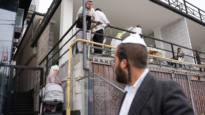 Хасиди святкують новий рік Хасиди святкують новий рік