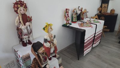 "Самоцвіти Херсонщини": у Херсоні відкрилась виставка декоративно-ужиткового мистецтва "Самоцвіти Херсонщини": у Херсоні відкрилась виставка декоративно-ужиткового мистецтва