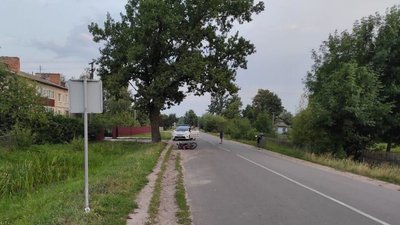 Дитина у реанімації: на Волині п'яний мотоцикліст збив 11-річну дівчинку Дитина у реанімації: на Волині п'яний мотоцикліст збив 11-річну дівчинку