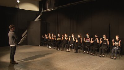 Театральна студія при обласному театрі в Ужгороді відновила заняття для дітей
