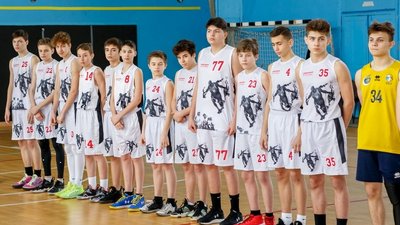 Одеська команда виборола "срібло" Всеукраїнської юнацької баскетбольної ліги Одеська команда виборола "срібло" Всеукраїнської юнацької баскетбольної ліги