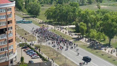 "Енергоатом" звільнив трьох працівників ЗАЕС через участь в акції "Безсмертного полку" в Енергодарі