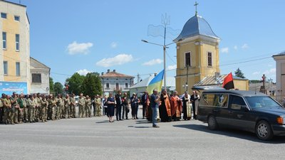 Зустріч загиблого військовослужбовця Андрія Дюка Зустріч загиблого військовослужбовця Андрія Дюка