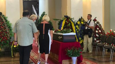 У Києві прощаються з останнім онуком Івана Франка У Києві прощаються з останнім онуком Івана Франка