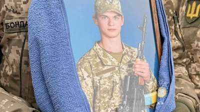 На Черкащині в останню путь провели навідника кулеметного взводу