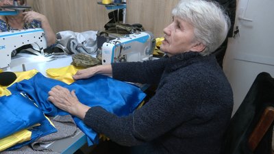 Фонд потребує тканини та волонтерських робочих рук Фонд потребує тканини та волонтерських робочих рук