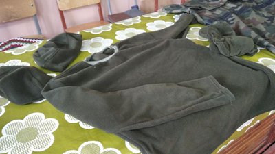 Теплий одяг та амуніцію для військових виготовляють у волонтерському центрі "Житомирські калинки" Теплий одяг та амуніцію для військових виготовляють у волонтерському центрі "Житомирські калинки"