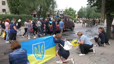 У Ямполі на Сумщині поховали військового Дмитра Козюру