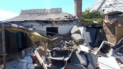 Пошкоджено 60 житлових будинків: правоохоронці розслідують факти обстрілів армією РФ Нікополя й Криворіжжя