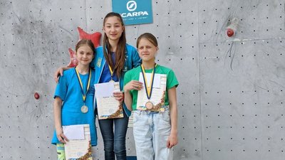 Одеські спортсмени стали призерами всеукраїнських змагань зі скелелазіння Одеські спортсмени стали призерами всеукраїнських змагань зі скелелазіння