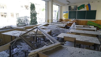 Внаслідок російського обстрілу Харкова 2 червня горіла школа: є загибла та поранений Внаслідок російського обстрілу Харкова 2 червня горіла школа: є загибла та поранений