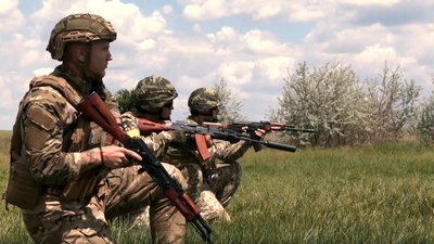 "Люди були готові йти без бронежилетів": на Одещині відбулися навчання бійців територіальної оборони. ВІДЕО