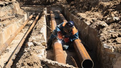 Київтеплоенерго замінило понад 1,6 км старих труб тепломережі на Микільській Борщагівці