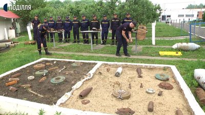Дві тисячі боєприпасів з початку року знешкодили піротехніки на Хмельниччині