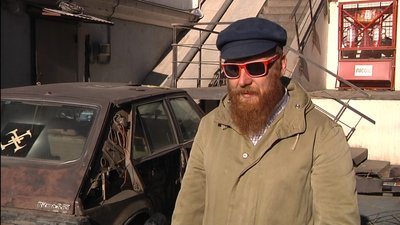"Синій краб": в Одесі зі старої автівки створили артоб'єкт "Синій краб": в Одесі зі старої автівки створили артоб'єкт