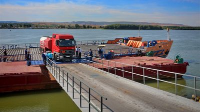 В Одеській області запрацювала паромна переправа "Орлівка-Ісакча" В Одеській області запрацювала паромна переправа "Орлівка-Ісакча"
