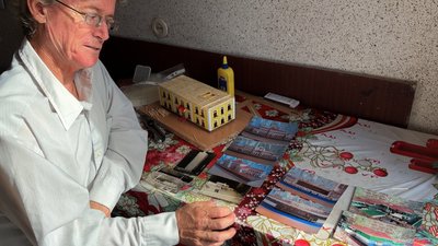 «Хобі привіз із собою»: на Тенопільщині переселенець з Херсона робить копії будівель з сірників «Хобі привіз із собою»: на Тенопільщині переселенець з Херсона робить копії будівель з сірників